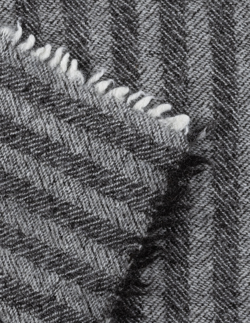 Shawl, herringbone pattern