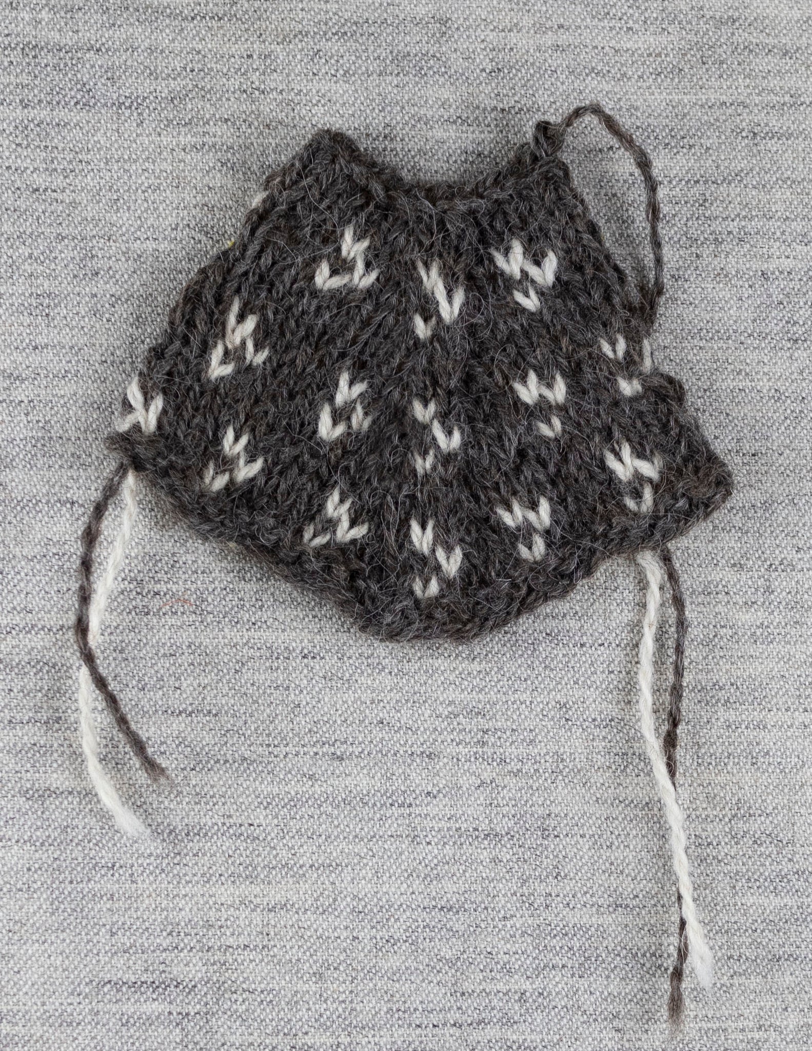 Odd sweater, knitting kit