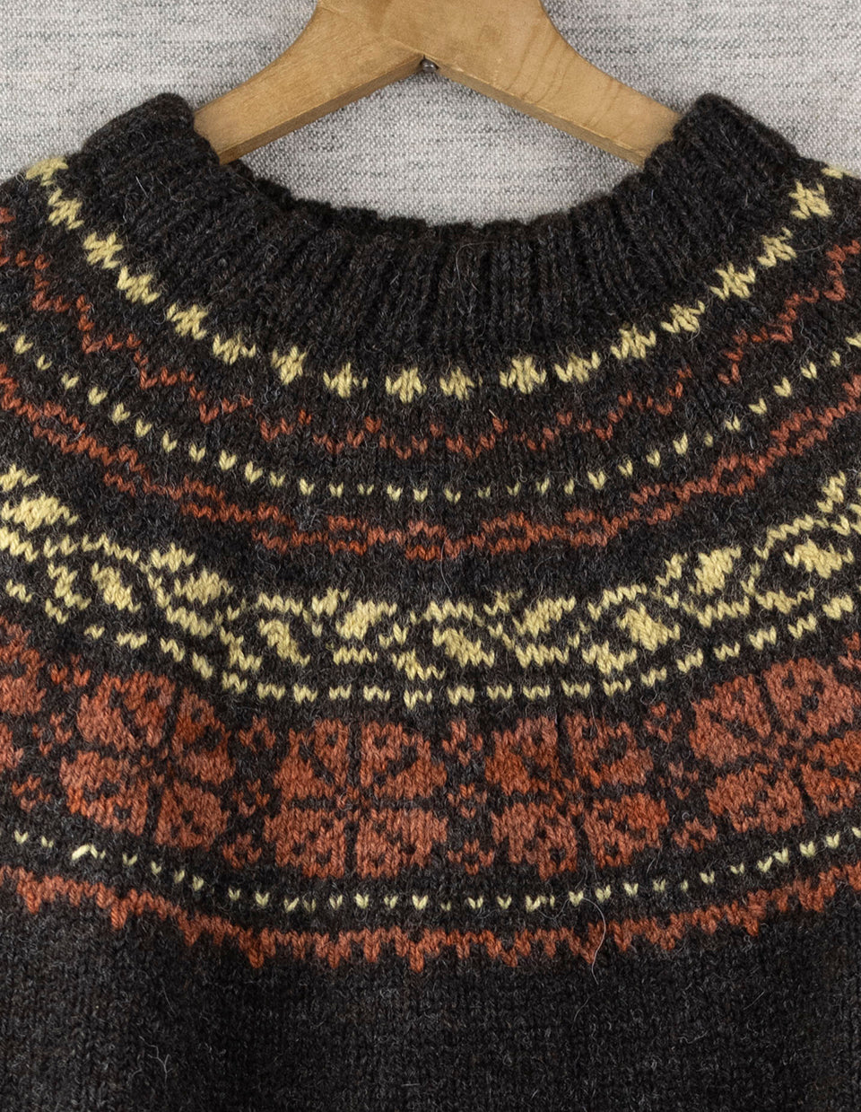 Markens grøde, hand knitted sweater