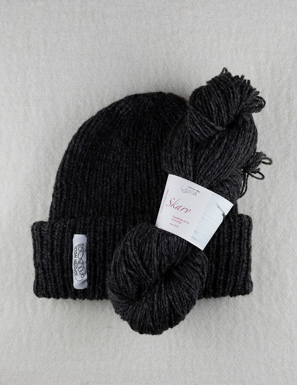Blekksopp beanie natural/undyed wool