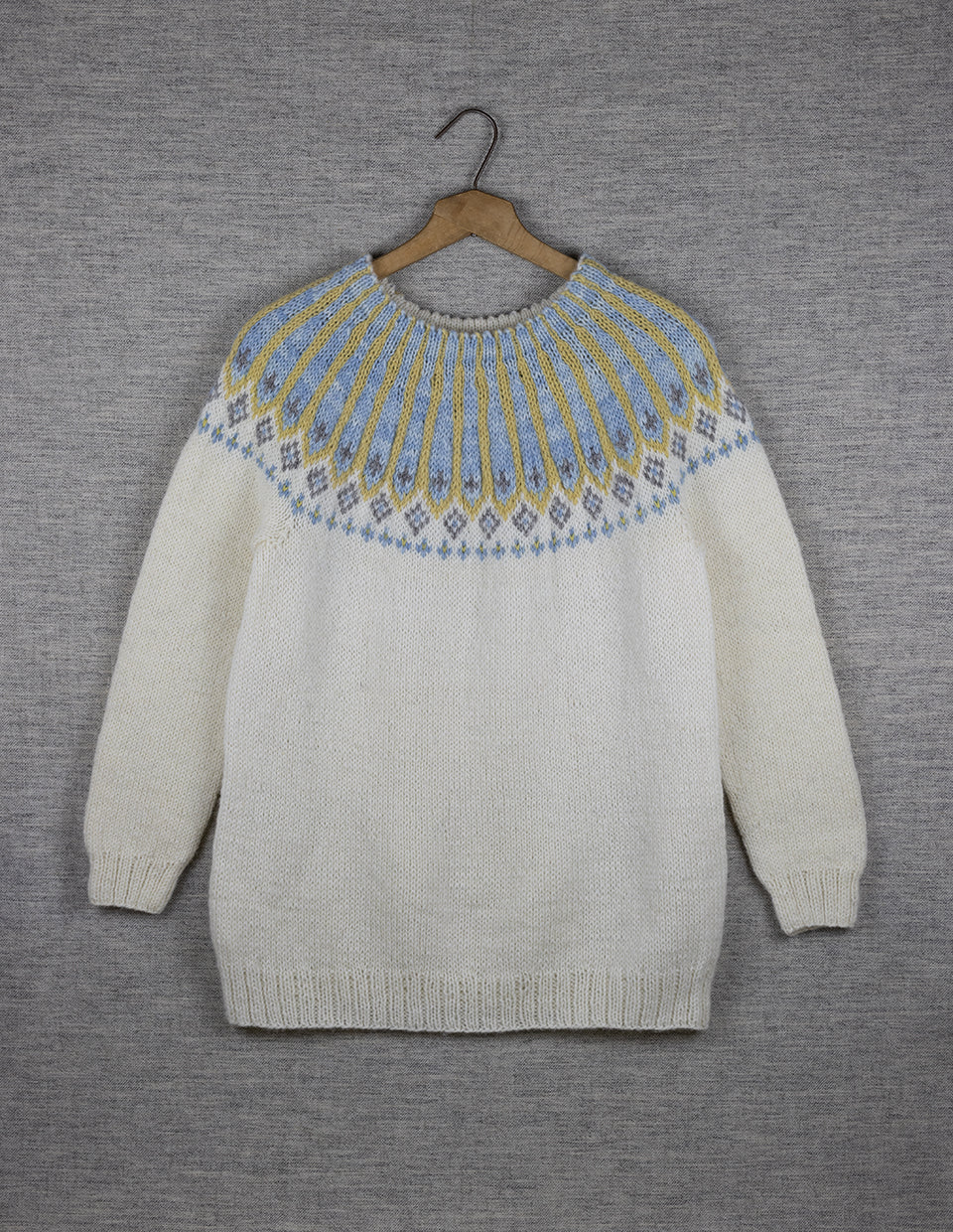 TURID genser, Uttakleiv med plantefarger, strikkepakke