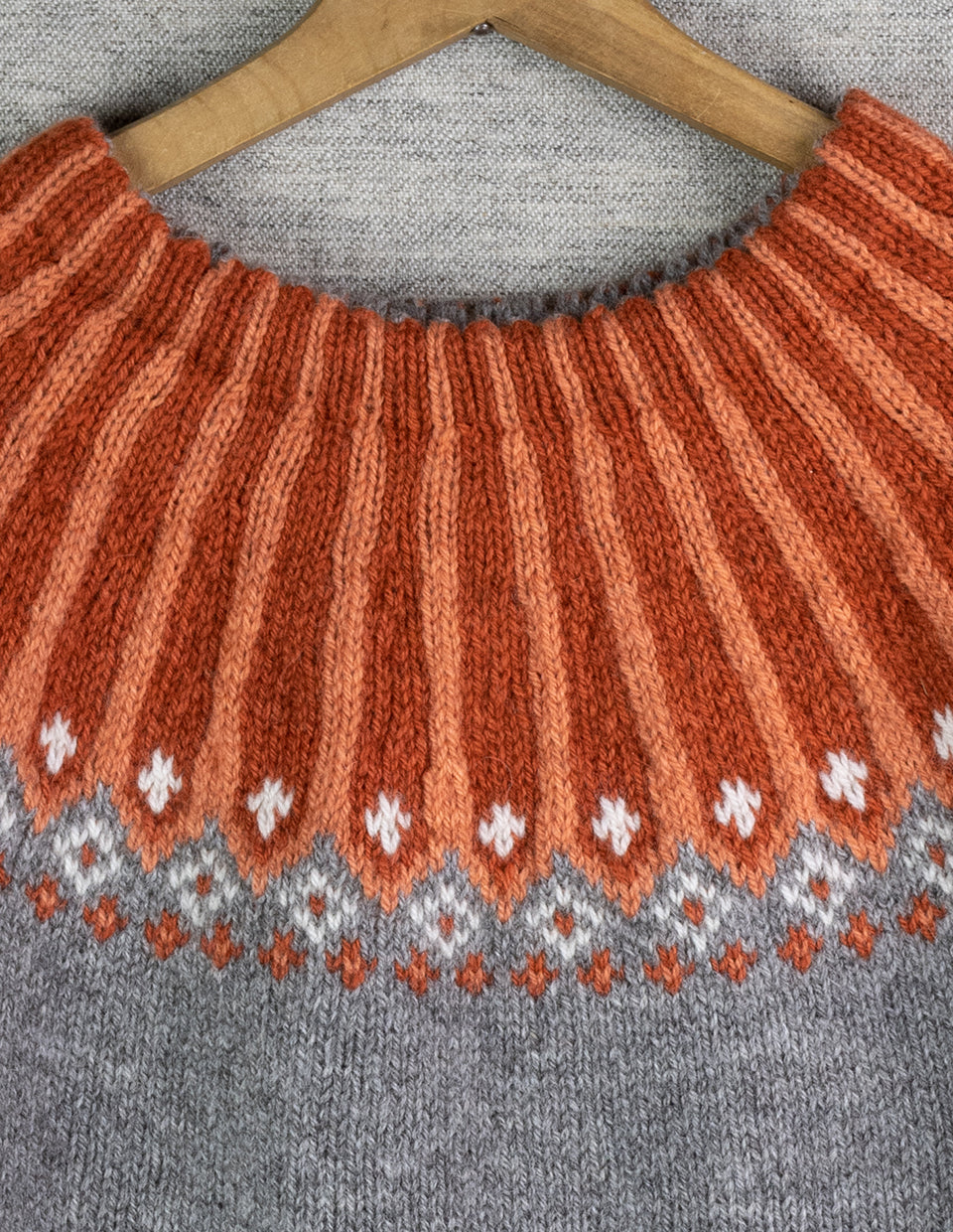 Turid, 3 ply grey sweater knitting kit