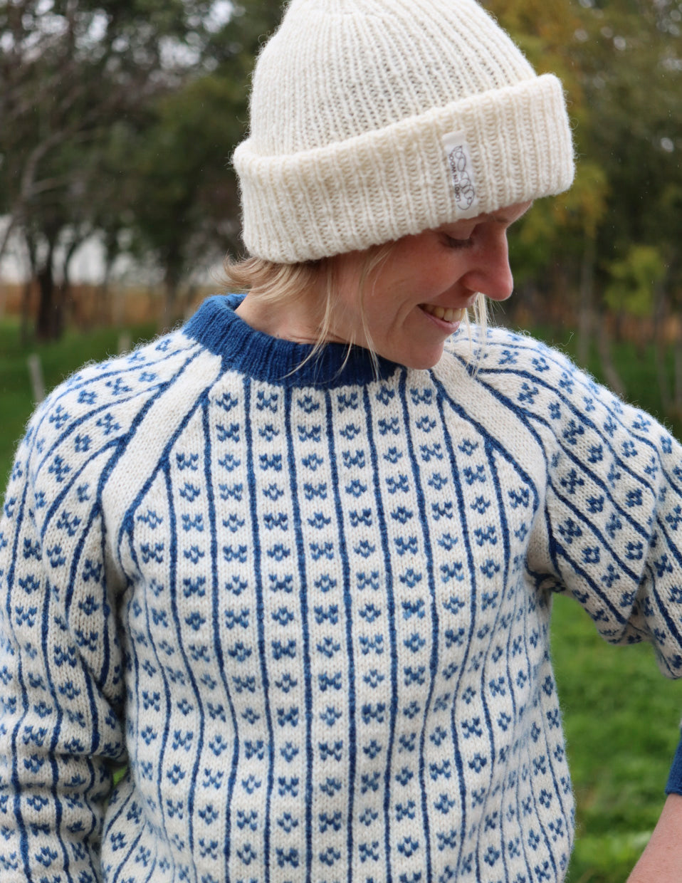 Islender sweater with stripes, knitting kit